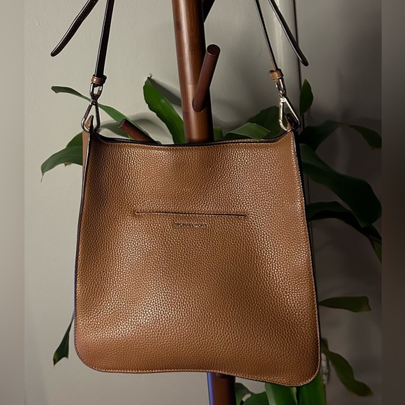 Michael Kors MK Sullivan Pebbled Messenger Crossbody Bag Purse - Picture 3 of 5